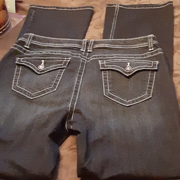 Jeans - Picture 3 of 7